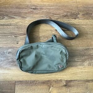 Lululemon Everywhere Belt Bag with Long Strap